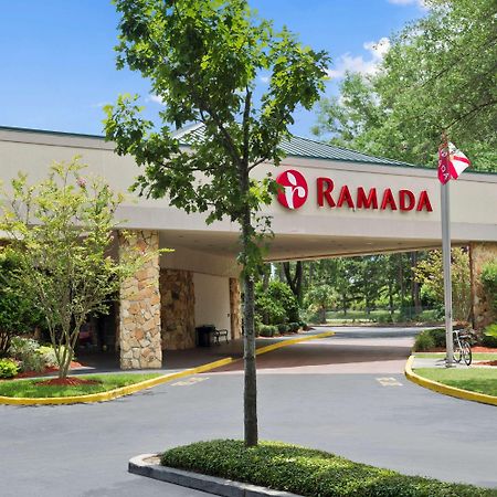 Ramada By Wyndham Jacksonville Hotel & Conference Center Exterior photo