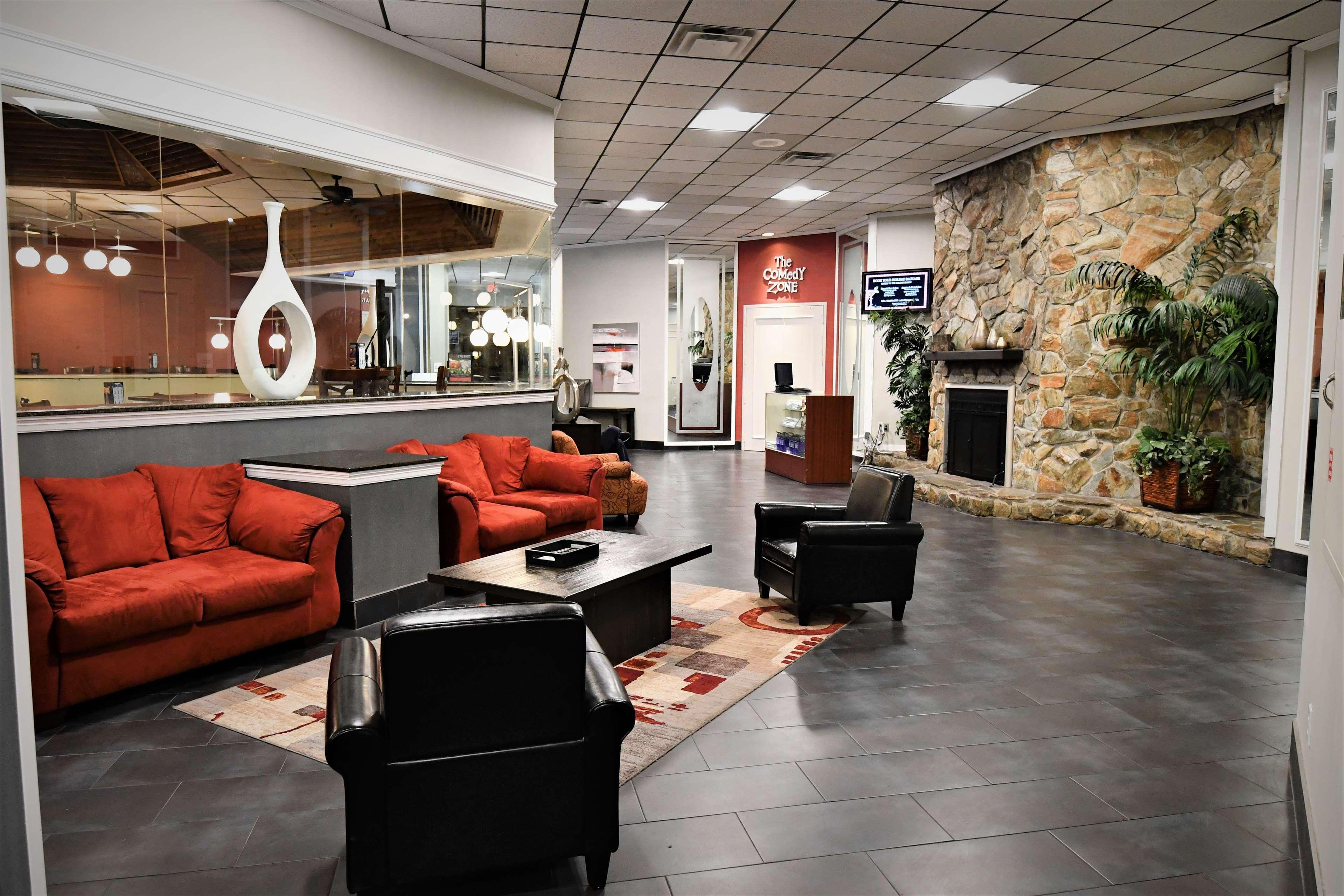Ramada By Wyndham Jacksonville Hotel & Conference Center Exterior photo