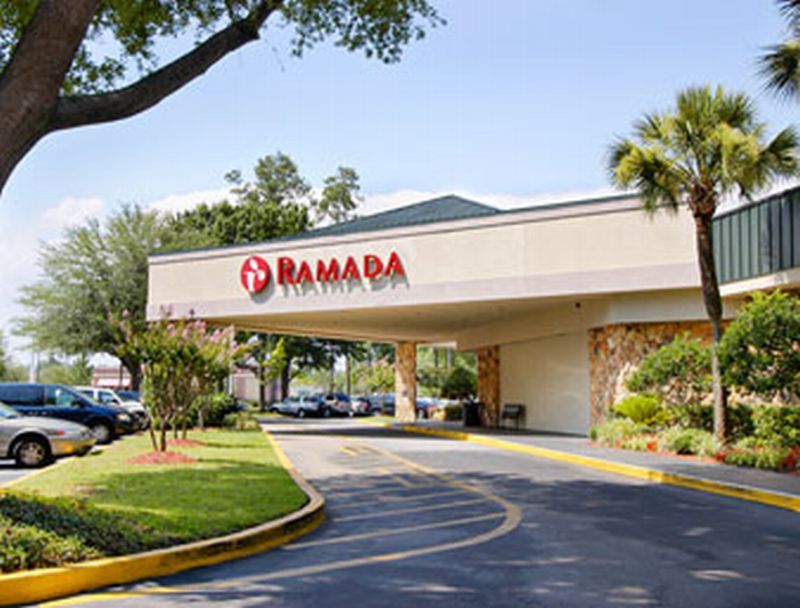 Ramada By Wyndham Jacksonville Hotel & Conference Center Exterior photo